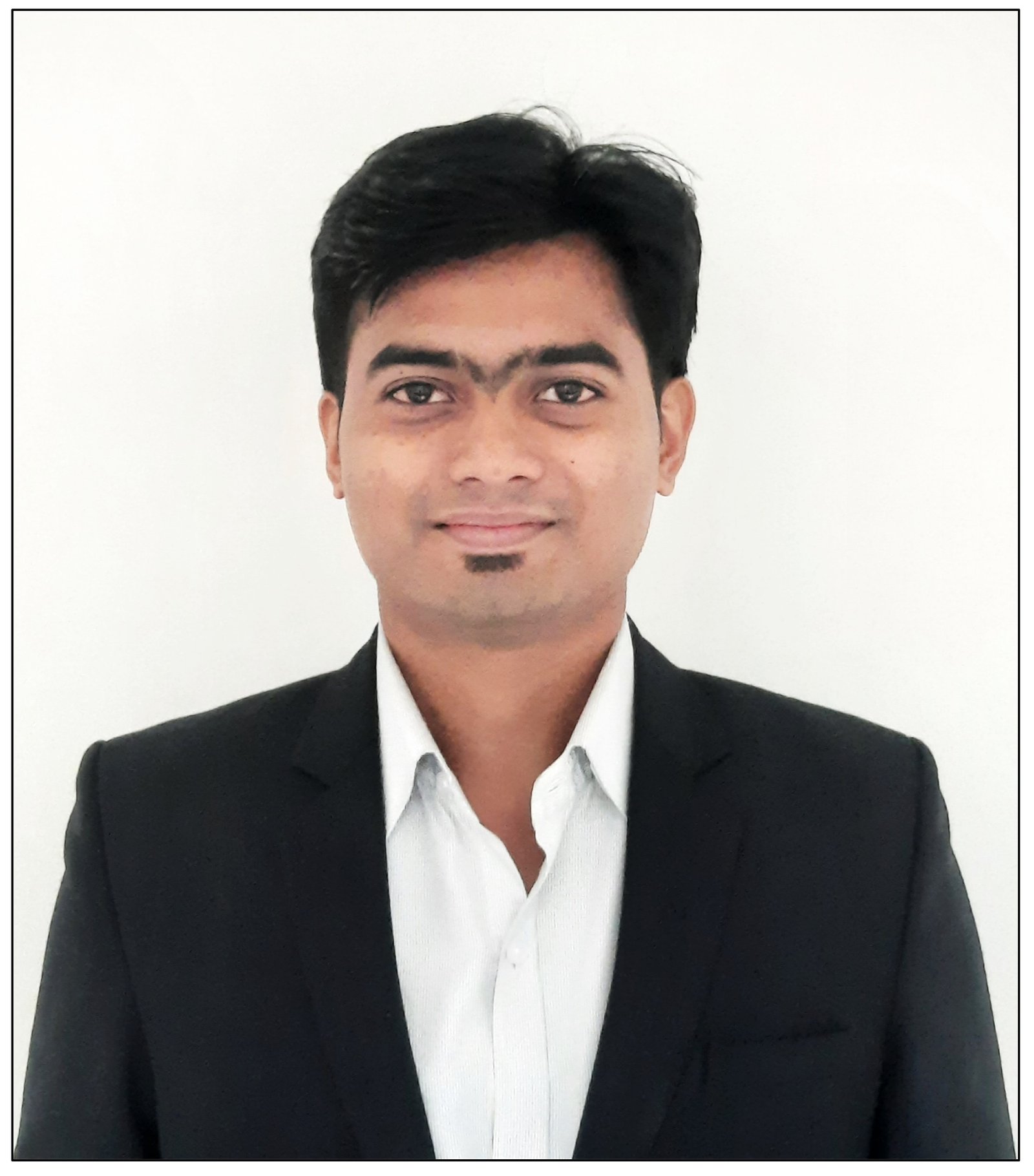 DR. AKSHAY ANIL THAKARE