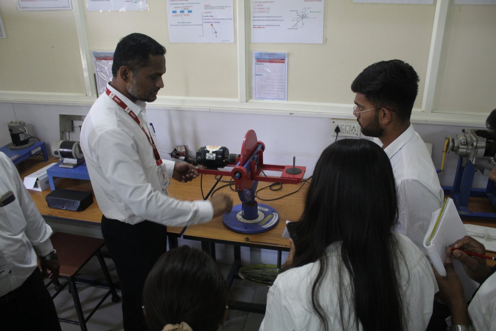 Dynamics of Machinery Lab