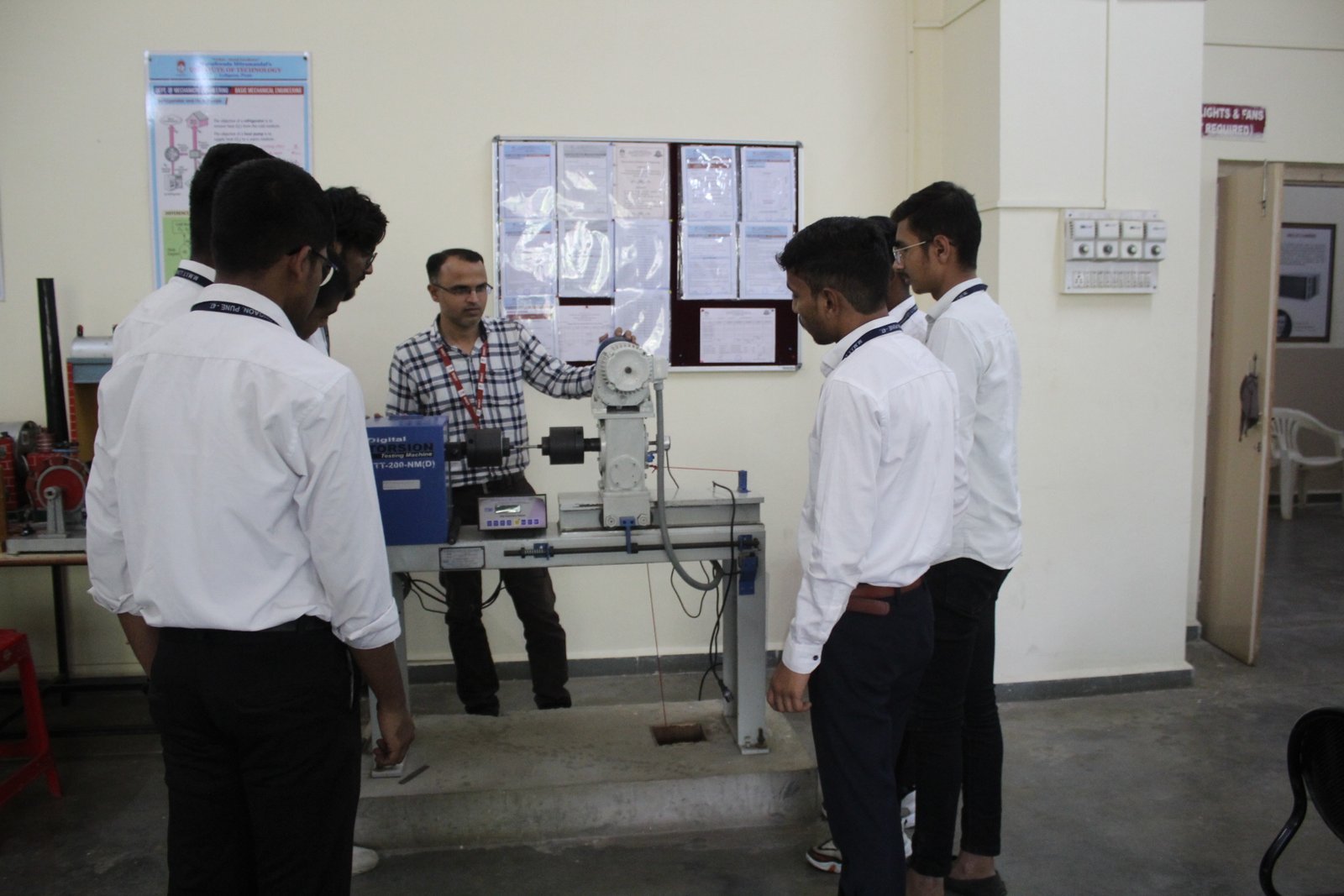Kinematics of Machinery Lab